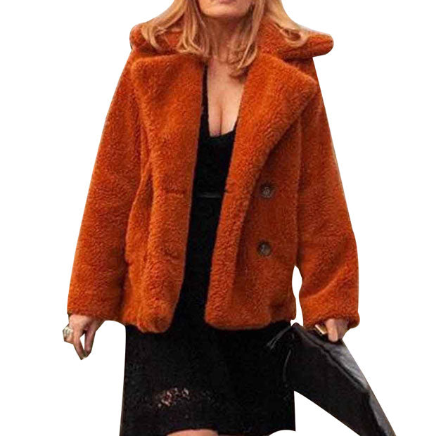 Yellow Stone Kelly Reilly Fur Coat Cropped